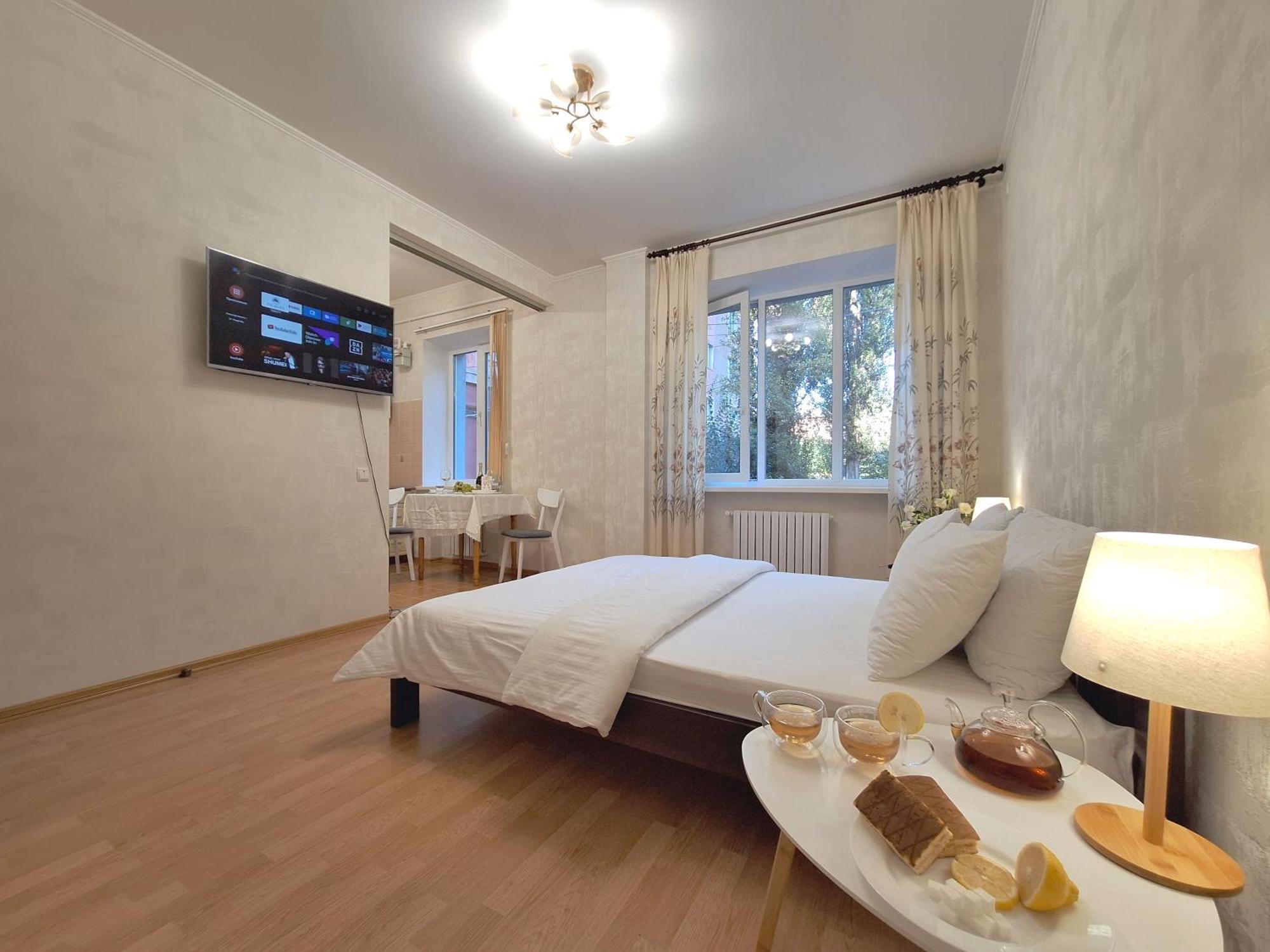 Однокімна Квартира Біля Каштанової Алеї У Центрі Полтави Мережа Alexapartments Документи Для Відряджень Безконтатне Заселення 24-7 Poltava Extérieur photo